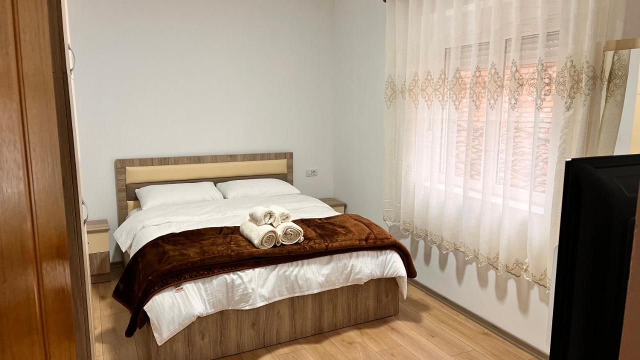 Driteza Otel Görice Dış mekan fotoğraf