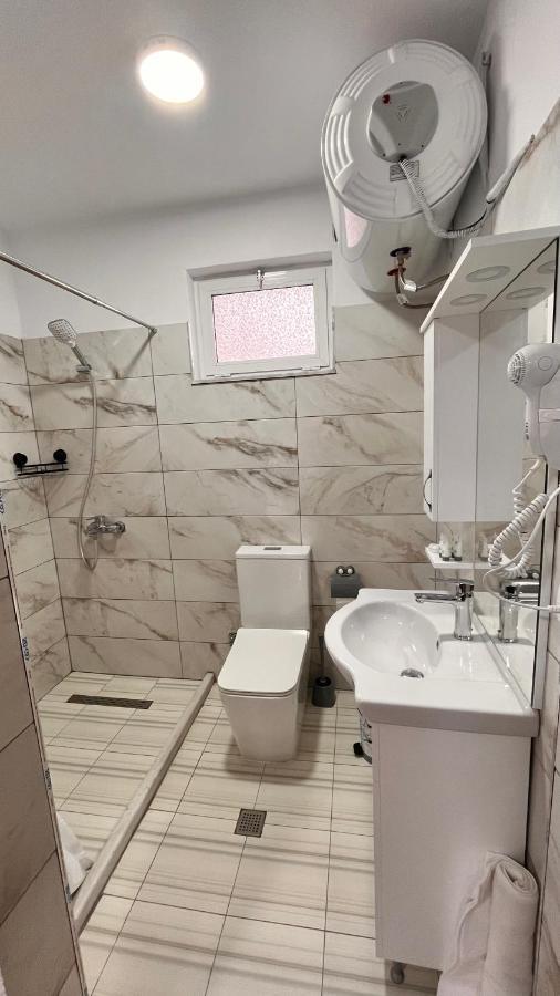 Driteza Otel Görice Dış mekan fotoğraf