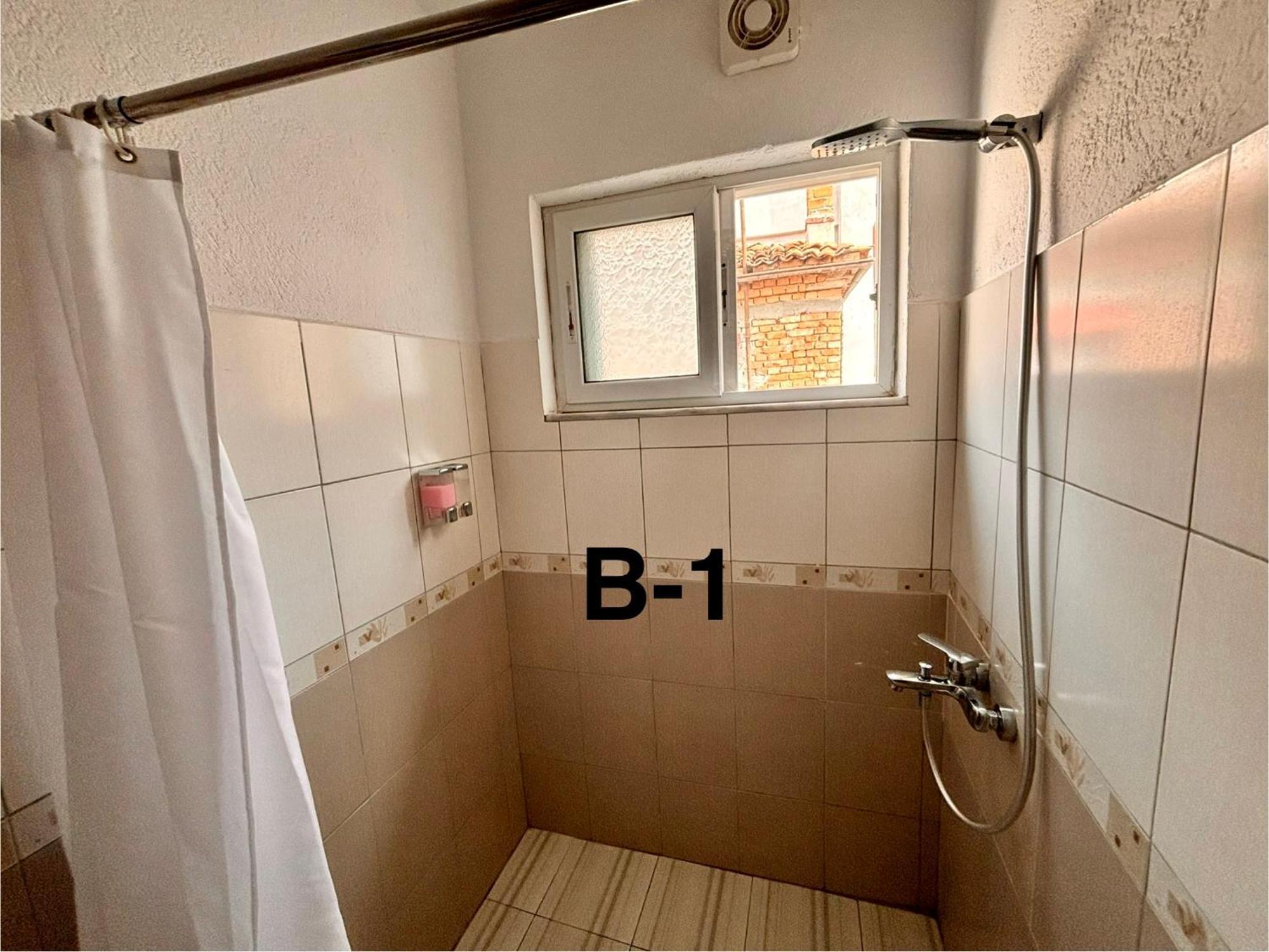 Driteza Otel Görice Dış mekan fotoğraf