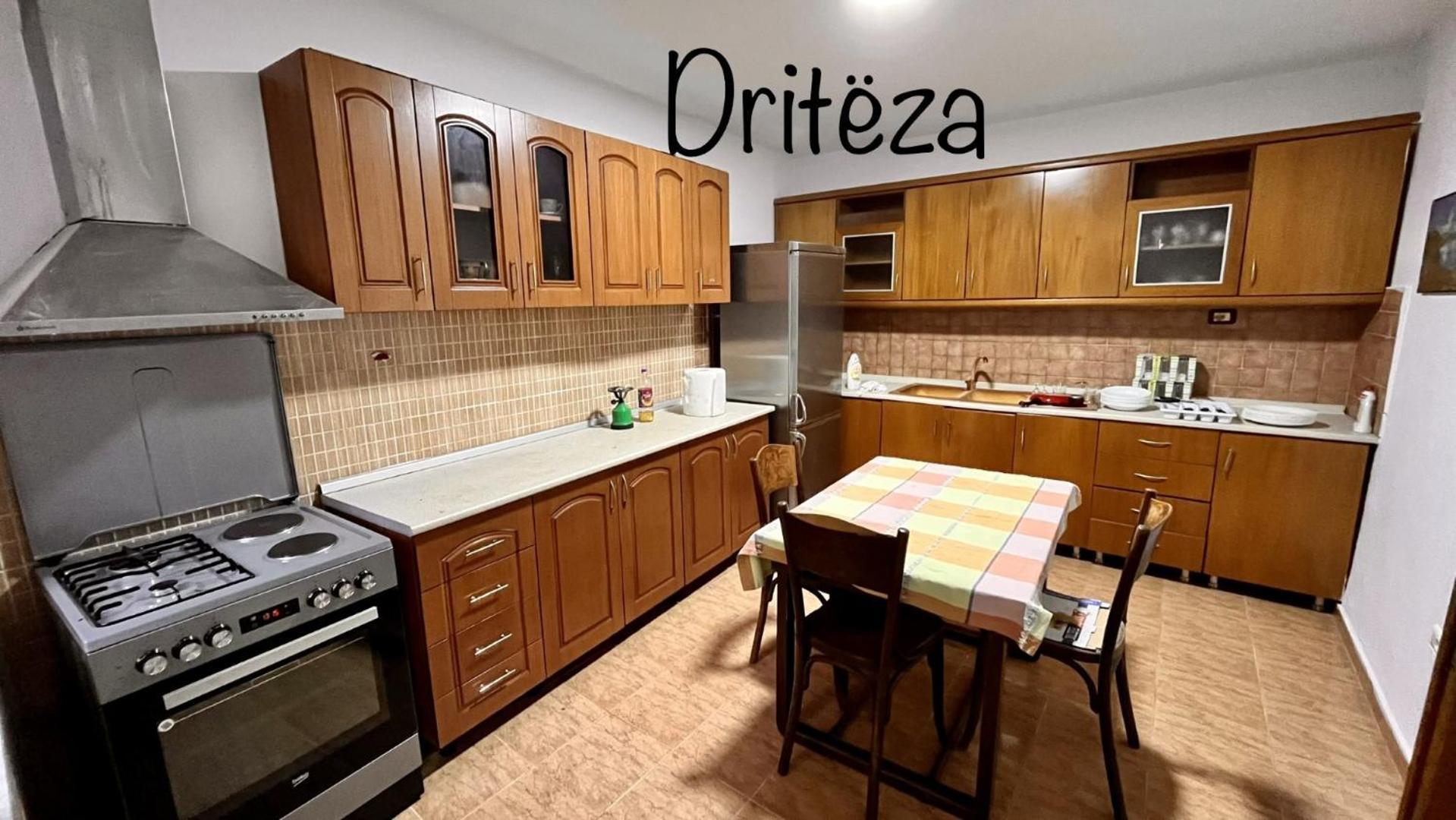 Driteza Otel Görice Dış mekan fotoğraf
